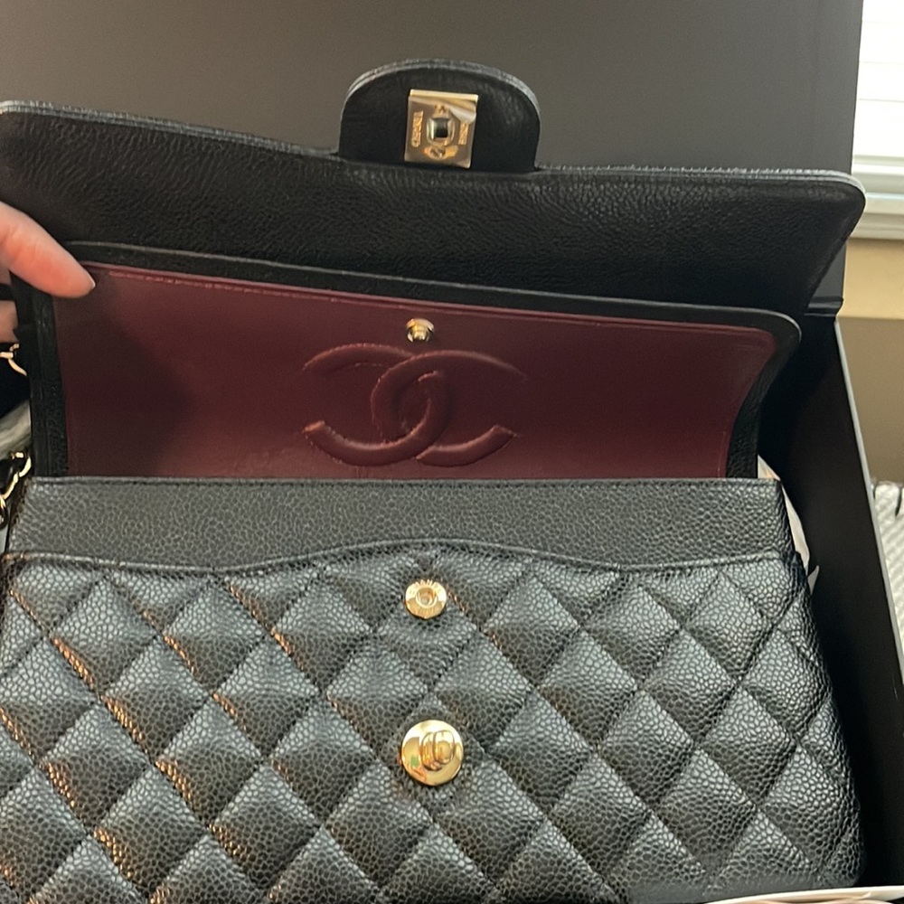 Brand New Chanel medium classic - Picture 4 of 7